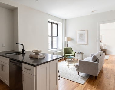 3657 Broadway - Photo Thumbnail 2