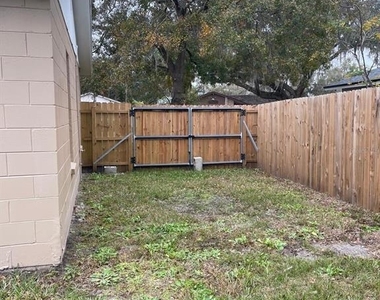 3914 King Drive - Photo Thumbnail 4