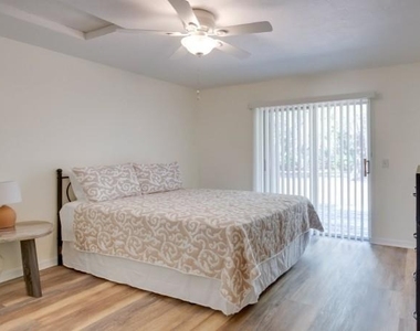 1920 Nw 12th Avenue - Photo Thumbnail 11