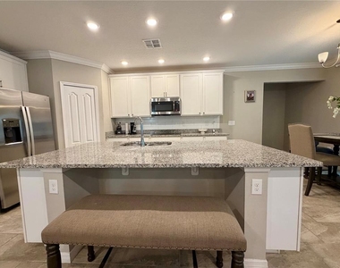 293 Jackson Loop - Photo Thumbnail 6
