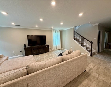 293 Jackson Loop - Photo Thumbnail 10