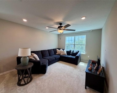 293 Jackson Loop - Photo Thumbnail 11