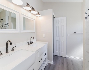 602 Elfrida Way - Photo Thumbnail 12