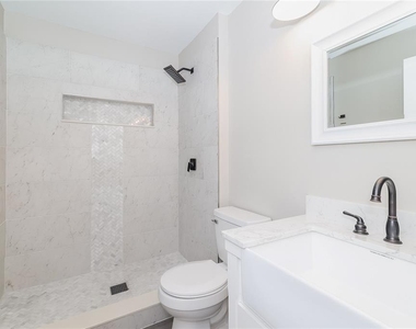 602 Elfrida Way - Photo Thumbnail 13