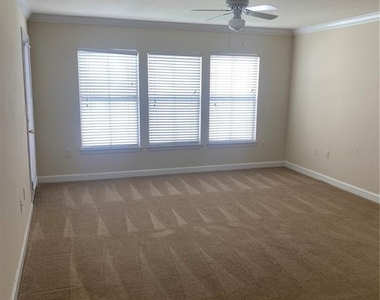 18123 Sterling Gate Circle - Photo Thumbnail 34