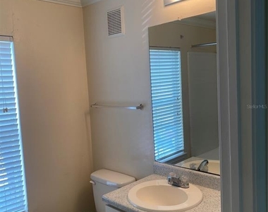 18123 Sterling Gate Circle - Photo Thumbnail 39