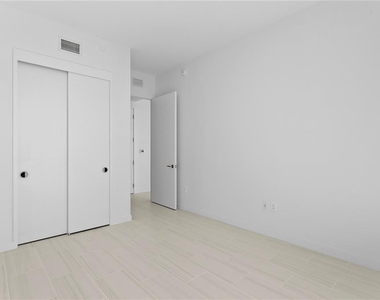 400 Central Avenue - Photo Thumbnail 38