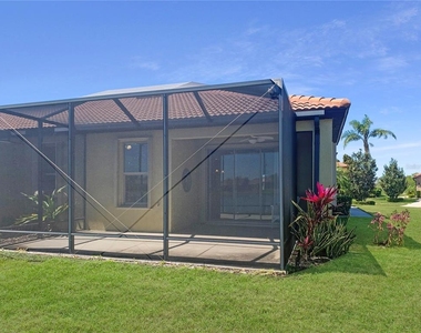 5472 Sunset Falls Drive - Photo Thumbnail 12