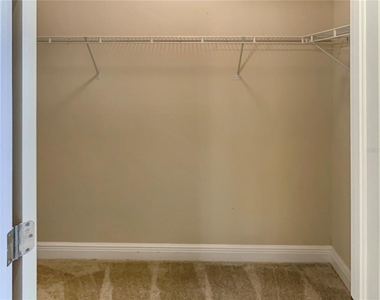 5472 Sunset Falls Drive - Photo Thumbnail 6