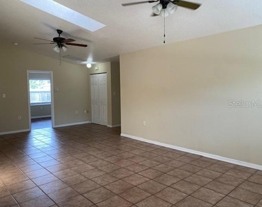 2779 Cypress Drive - Photo Thumbnail 3