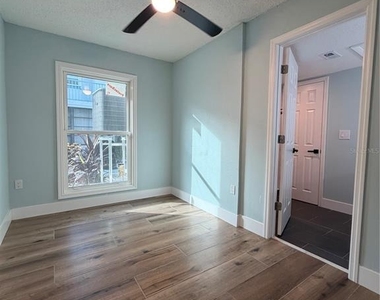 230 Medallion Boulevard - Photo Thumbnail 18