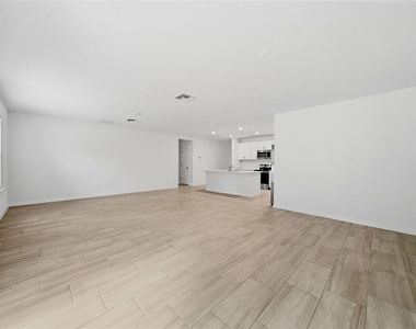 9820 Feaster Drive - Photo Thumbnail 4