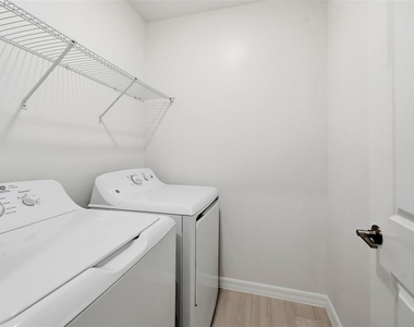 9820 Feaster Drive - Photo Thumbnail 35