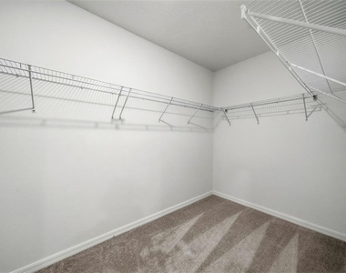 9820 Feaster Drive - Photo Thumbnail 18