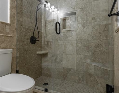 18120 Palm Breeze Drive - Photo Thumbnail 25