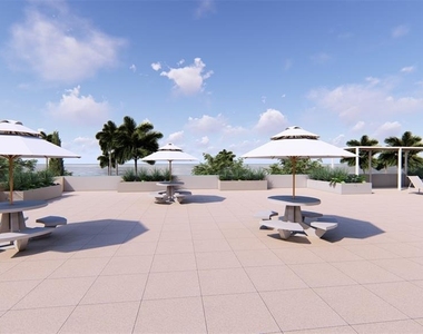 1390 Gulf Boulevard - Photo Thumbnail 32