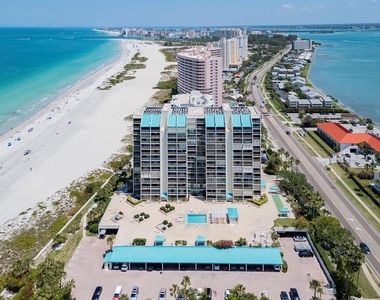 1390 Gulf Boulevard - Photo Thumbnail 21