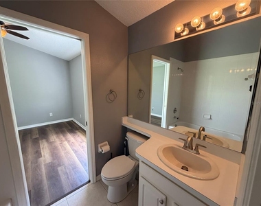 219 Bay Arbor Boulevard - Photo Thumbnail 30