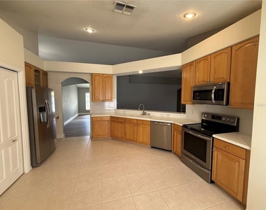 219 Bay Arbor Boulevard - Photo Thumbnail 8