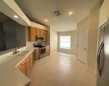 219 Bay Arbor Boulevard - Photo Thumbnail 9