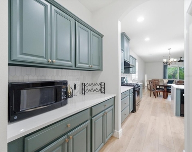 17735 Bright Wheat Drive - Photo Thumbnail 14