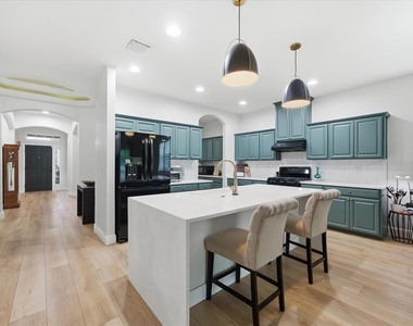 17735 Bright Wheat Drive - Photo Thumbnail 5