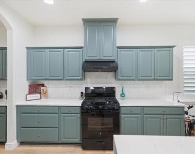 17735 Bright Wheat Drive - Photo Thumbnail 9
