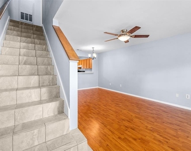 5100 Burchette Road - Photo Thumbnail 6