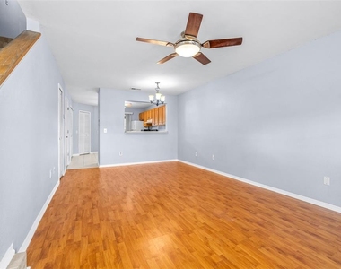 5100 Burchette Road - Photo Thumbnail 5