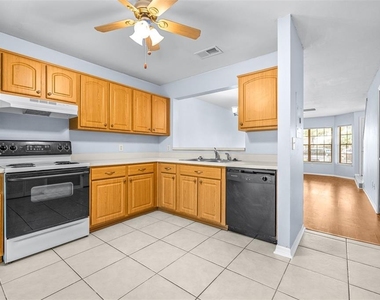 5100 Burchette Road - Photo Thumbnail 12