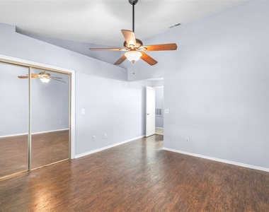 5100 Burchette Road - Photo Thumbnail 25