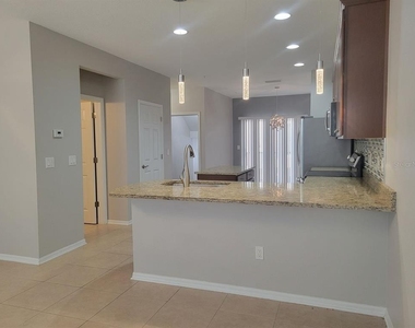 5525 White Marlin Court - Photo Thumbnail 13