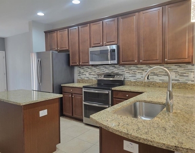 5525 White Marlin Court - Photo Thumbnail 16