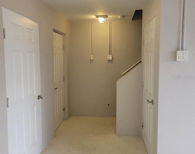 5525 White Marlin Court - Photo Thumbnail 5