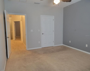 5525 White Marlin Court - Photo Thumbnail 24