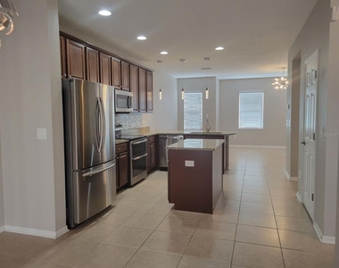 5525 White Marlin Court - Photo Thumbnail 10