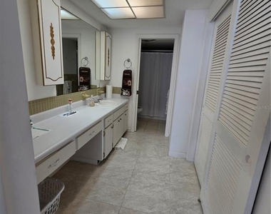 675 S Gulfview Boulevard - Photo Thumbnail 17