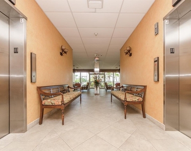 675 S Gulfview Boulevard - Photo Thumbnail 32