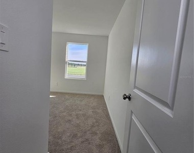 506 Oakcreek - Photo Thumbnail 14