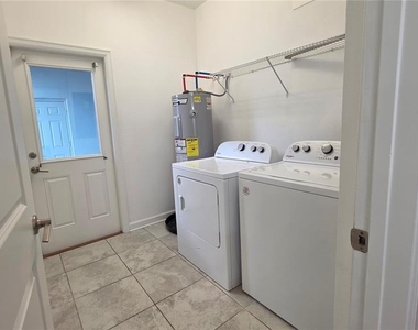 11883 Pulitzer Place - Photo Thumbnail 47