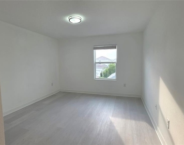 11883 Pulitzer Place - Photo Thumbnail 21