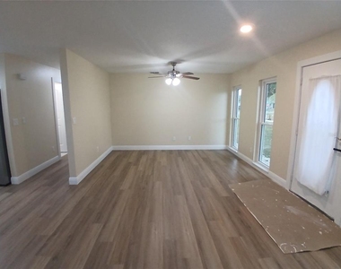 181 Guaymas Drive - Photo Thumbnail 3