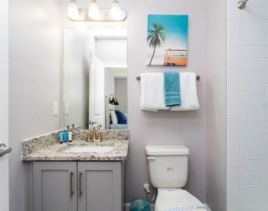 4704 Terra Esmeralda Drive - Photo Thumbnail 11