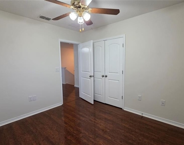 4860 Nathan Hale Boulevard - Photo Thumbnail 17