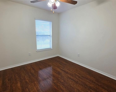 4860 Nathan Hale Boulevard - Photo Thumbnail 16