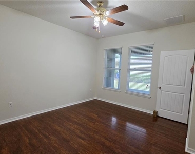 4860 Nathan Hale Boulevard - Photo Thumbnail 25