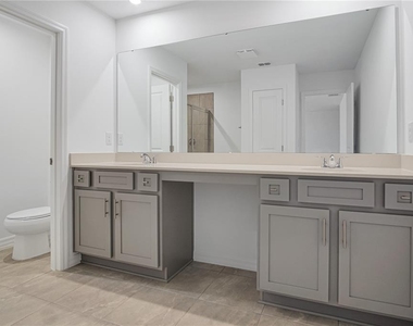 4429 River Beacon Boulevard - Photo Thumbnail 16