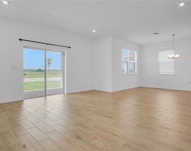 4429 River Beacon Boulevard - Photo Thumbnail 9