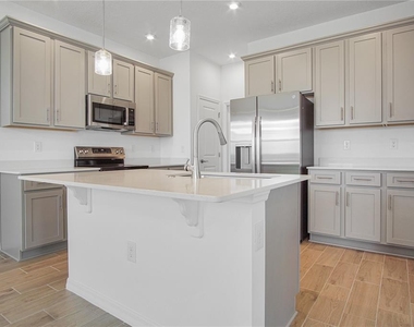 4429 River Beacon Boulevard - Photo Thumbnail 5