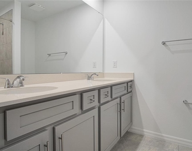 4429 River Beacon Boulevard - Photo Thumbnail 20